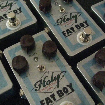 HOLY Custom Pedals Amps<